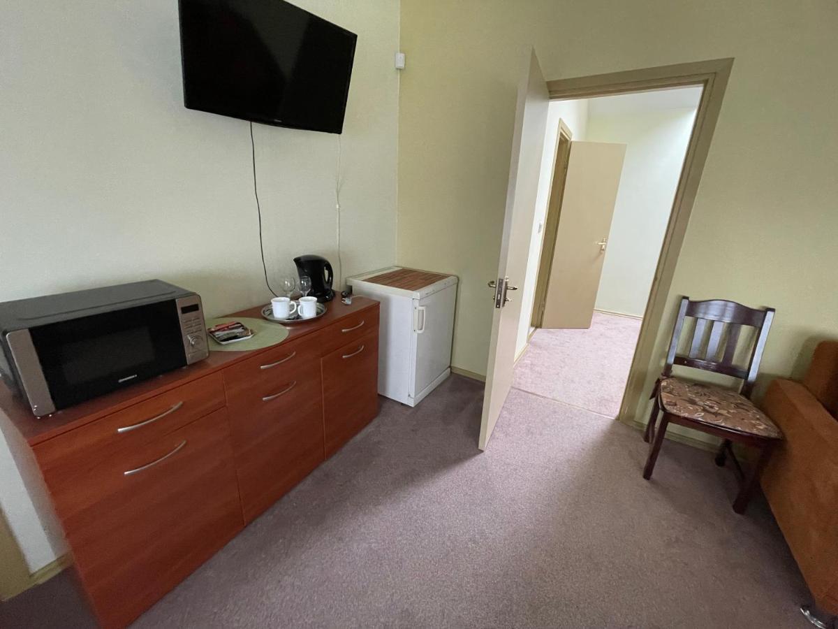 Medziotoju Kiemelis Hotel Паланга Екстериор снимка
