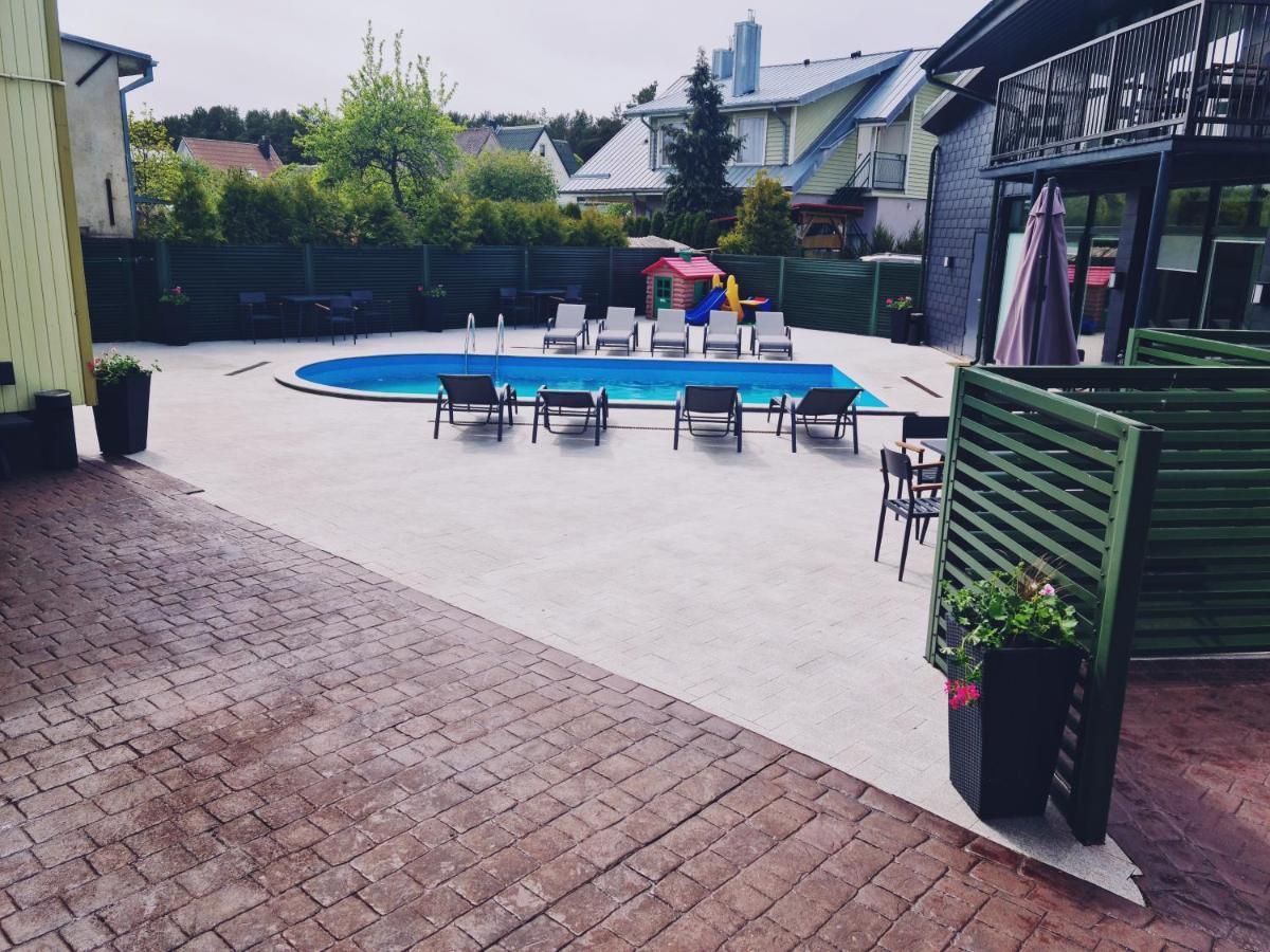 Medziotoju Kiemelis Hotel Паланга Екстериор снимка