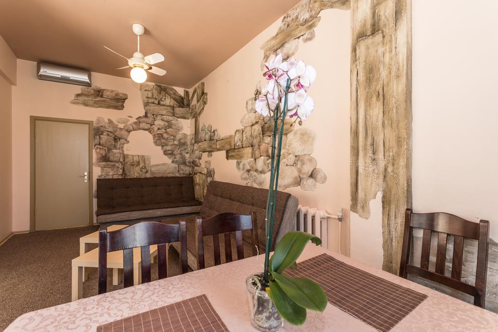 Medziotoju Kiemelis Hotel Паланга Екстериор снимка