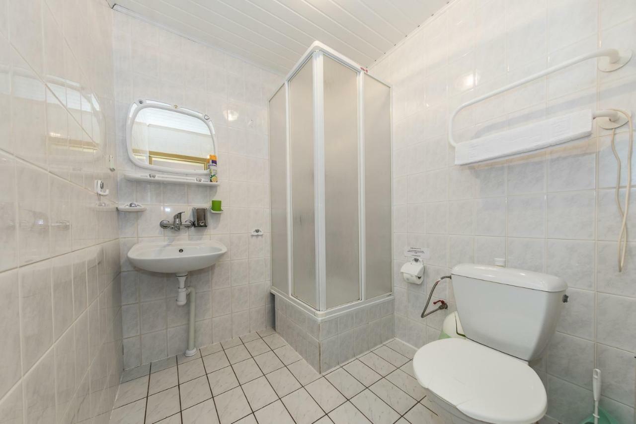 Medziotoju Kiemelis Hotel Паланга Екстериор снимка